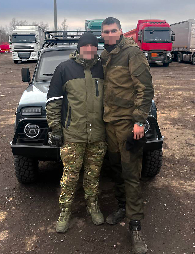 Один брат — солдат, а два — уже отряд!